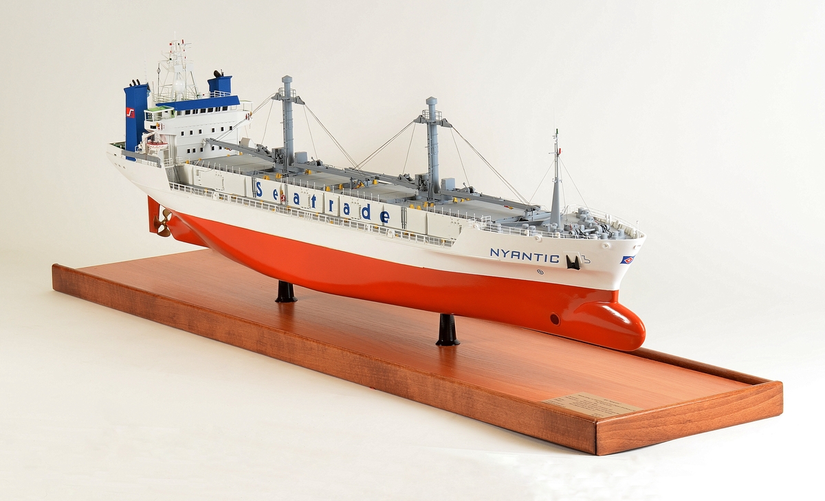 Skipsmodell av "MV Nyantic"