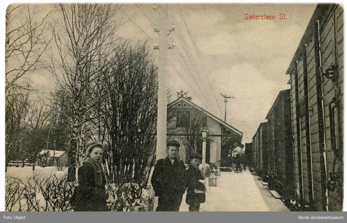 Sæterstøen (fra 1921 Seterstøa) stasjon på Kongsvingerbanen