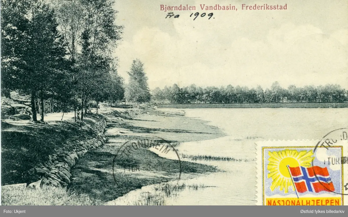 Bjørndalen vannbasseng i Fredrikstad, 1909. Postkort.