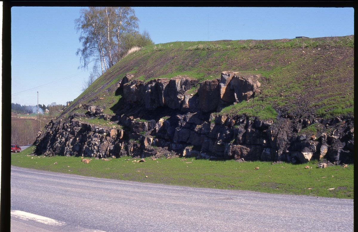 Geologiske lokaliteter og lokaliteter det har vært drevet bergverksdrift på Hadeland