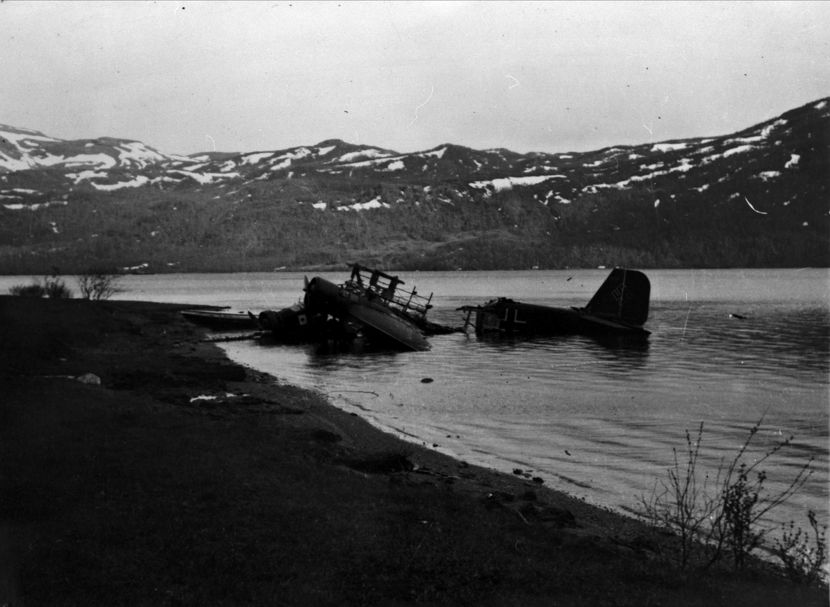 Vraket av et Junkers 52 transportfly i Hartvikvatnet.