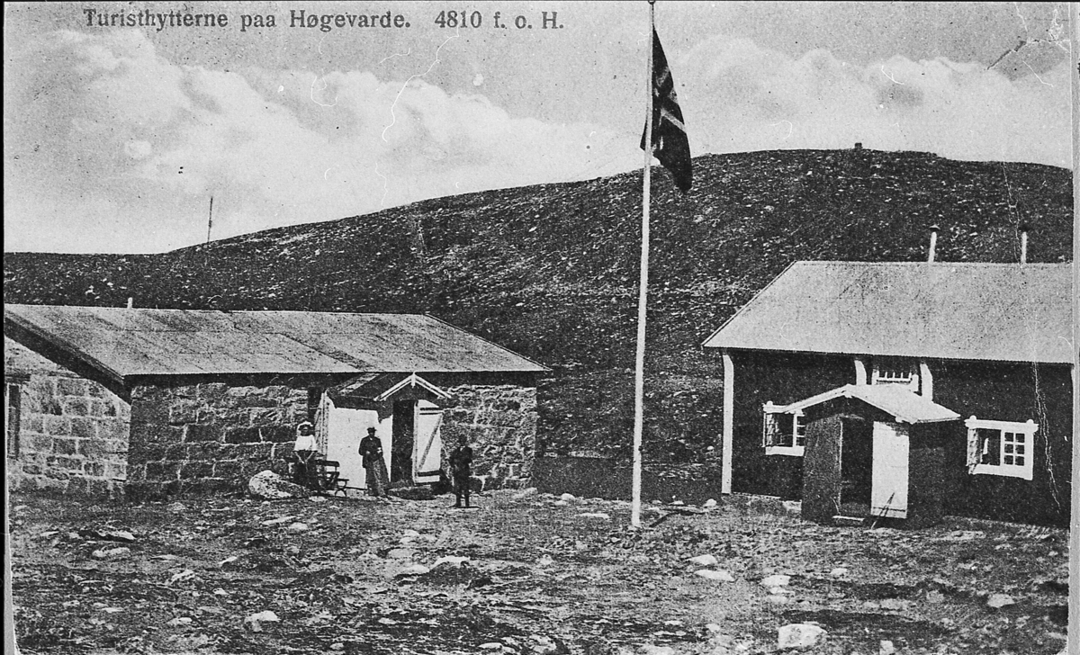Postkort med påskrift: "Turisthytterne paa Høgevarde. 4810 f.o.H."
