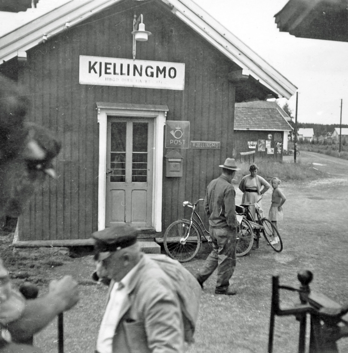 Kjellingmo stasjon, sett fra et av de siste ordinære tog på Aurskog-Hølandbanen