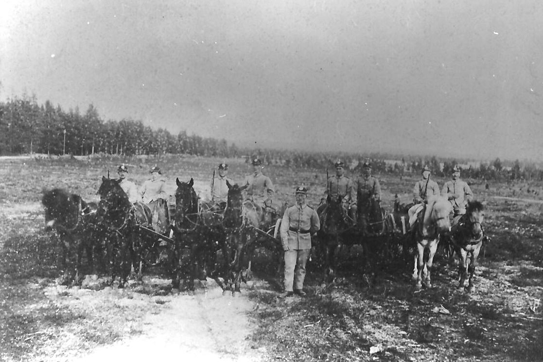 Soldater til hest, ca 1905. 