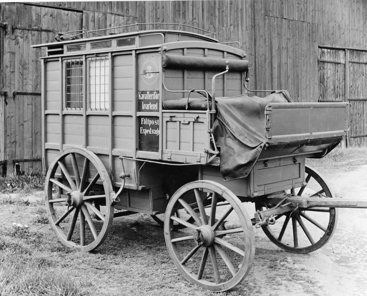 Fältpostexpeditionsvagn tillverkad 1905 vid C A Carlsson & Söner, Stockholms Mekaniska Wagnfabrik.