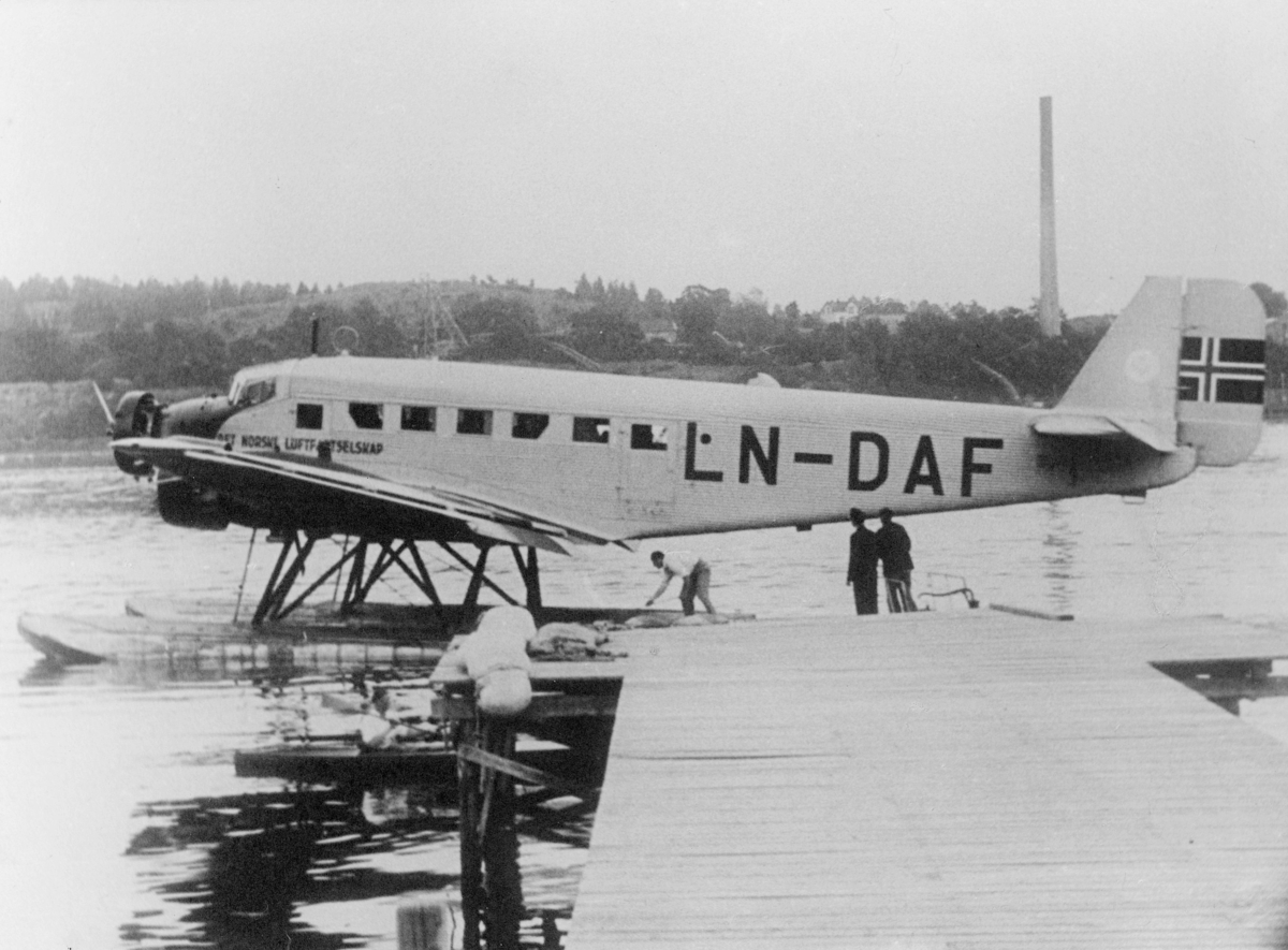 transport, fly, eksteriør, Moss, sjøfly, D.N.L.'s Falken, på vann