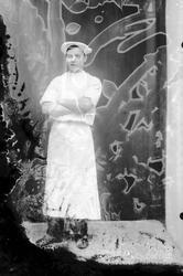 29.03.1908. Birger Lindstad i bakerdrakt. Portrett, mann, he