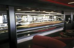 U. T. [Skulptur - Blandet teknikk]