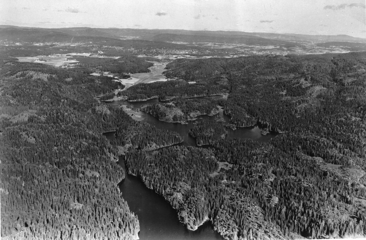 Flyfoto av Losbyskogene.