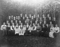 Aukra Folkehøgskole 1919.