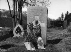 Engelskmannen John Robert Hammond sin grav på kirkegården i 