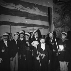 .Parodi på "Roseordenen" i Revehallen.