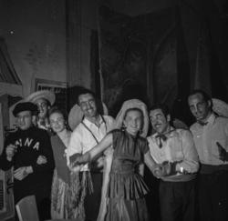 .Parodi på "Roseordenen" i Revehallen.