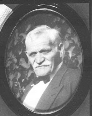 PORTRETT: ANDREAS STENBERG FØDT: 1877 - 1959, ØSTHAGEN UNDER GRYTTING