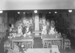 Husstellkurs i skolekjøkkenet på Lilleby skole