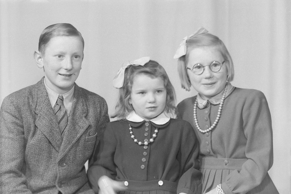 Irene Konstanse, Ruth og Andor Sonny Enstad