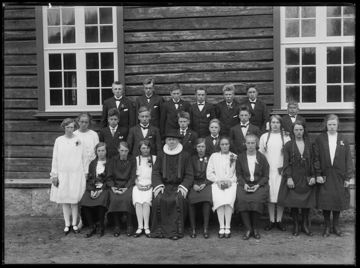 Konfirmanter på Glåmos, 1928