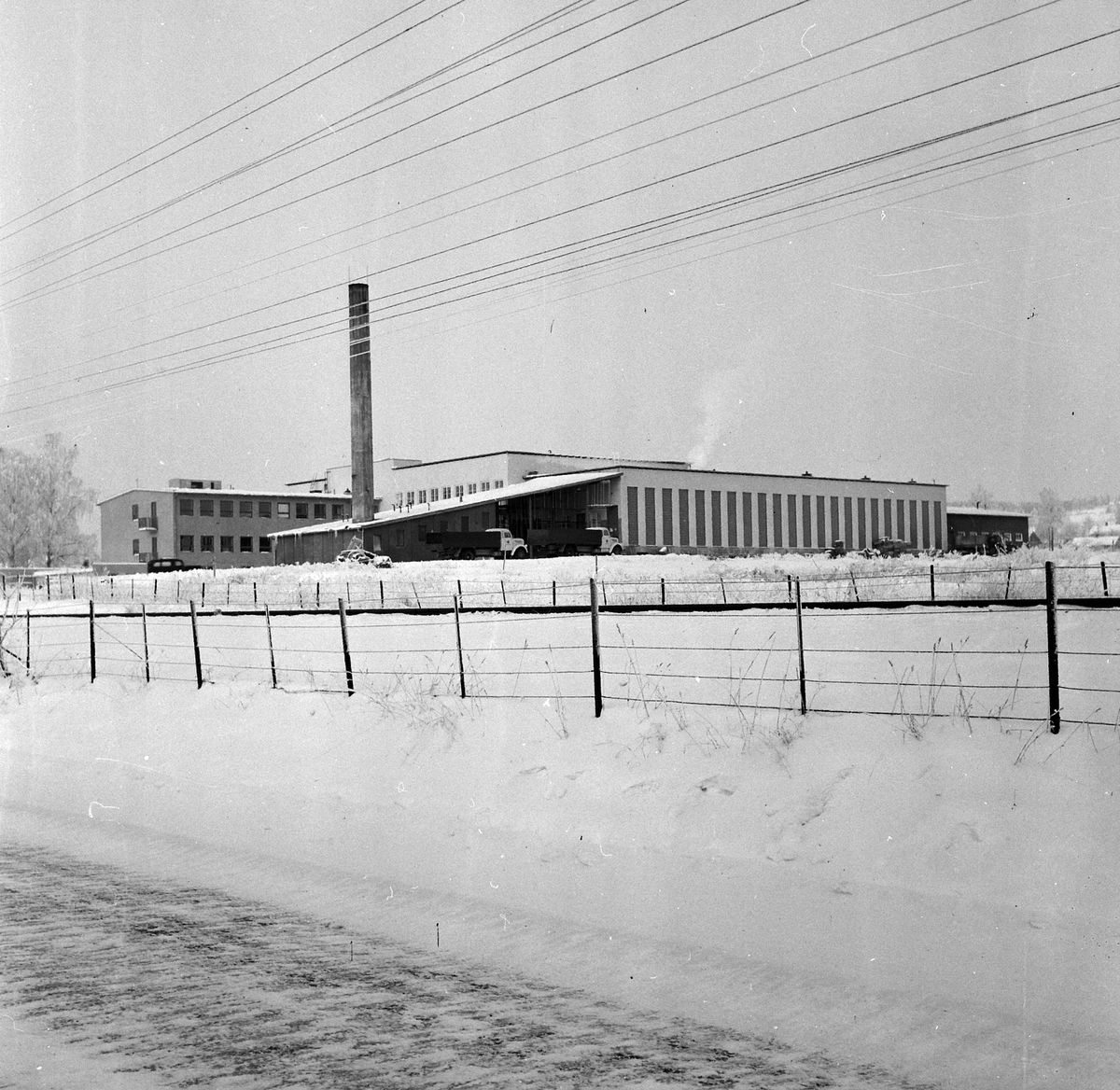 HAMAR SLAKTERI, EKSTERIØR, VINTER. JANUAR 1954. 