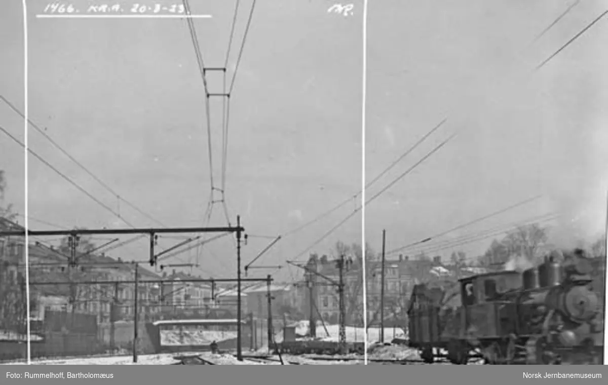 Drammenbanens elektrifisering : kontaktledningsanlegg på Oslo V / Filipstad
