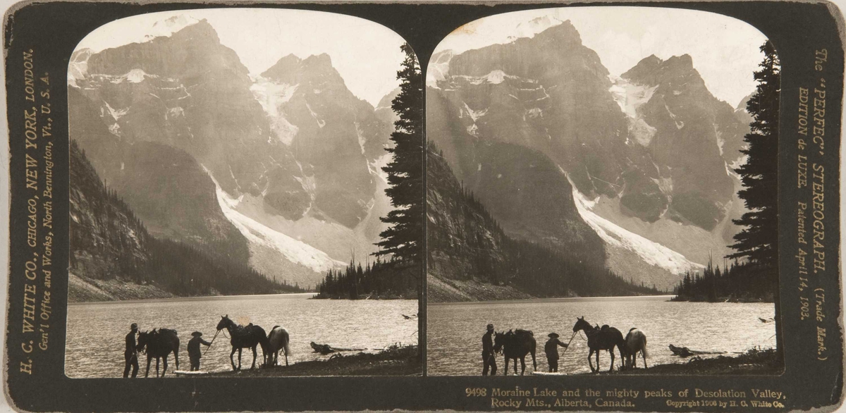 Stereoskopi. Menn med hester ved innsjøen Moraine med Rocky Mountains, Alberta, Canada i bakgrunnen.
