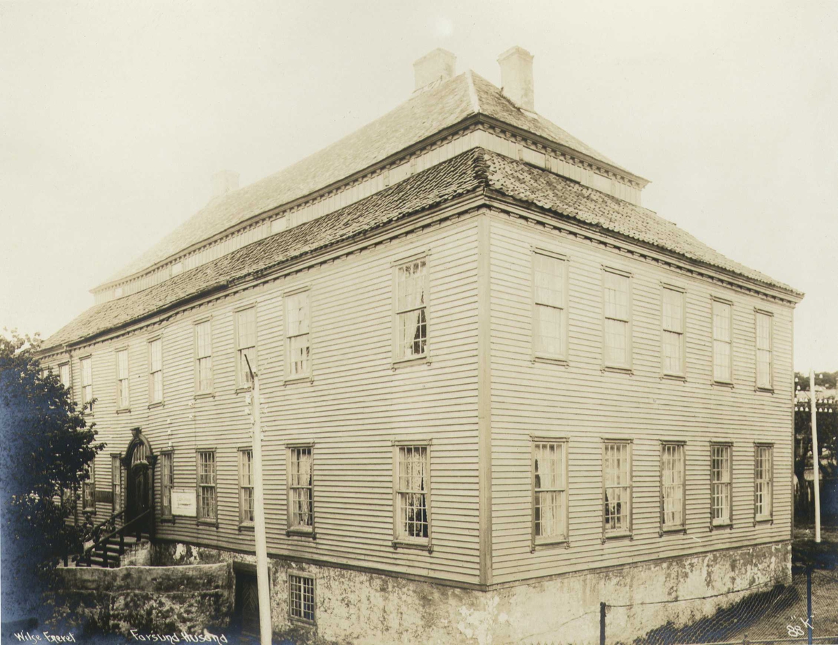 Hovedbygning, Husan, Farsund, Vest-Agder. Husan benyttes nå som rådhus. Fotografert 1912.