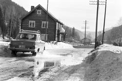 Riksvei 275, Numedal, Nore.
Fotografert 1961.