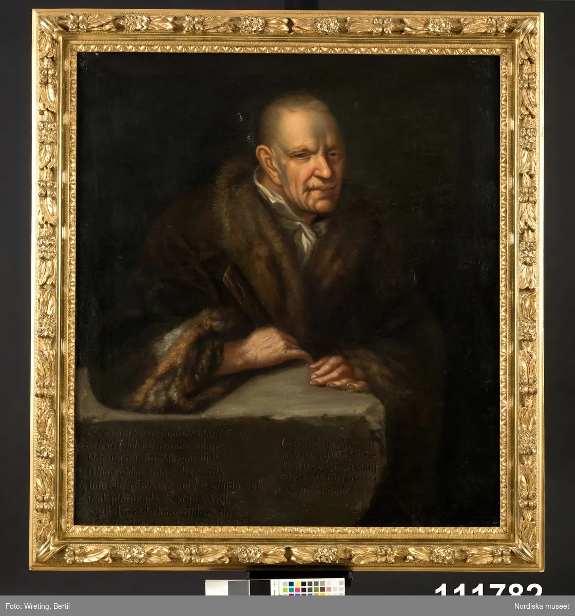 Huvudliggaren:
"Porträtt i olja, framställer Hindrich Finne, f 1548, d.1684, målat av D. Klöcker Ehrenstrahl 168-, knästycke, vänster face, iklädd päls, sittande vid ett bord; i förgylld, skulpterad ram. Kopia. Originalet å Strömshols slott. Gåva 7/8 1908 Smith Otto, doktor, Karlshamn."