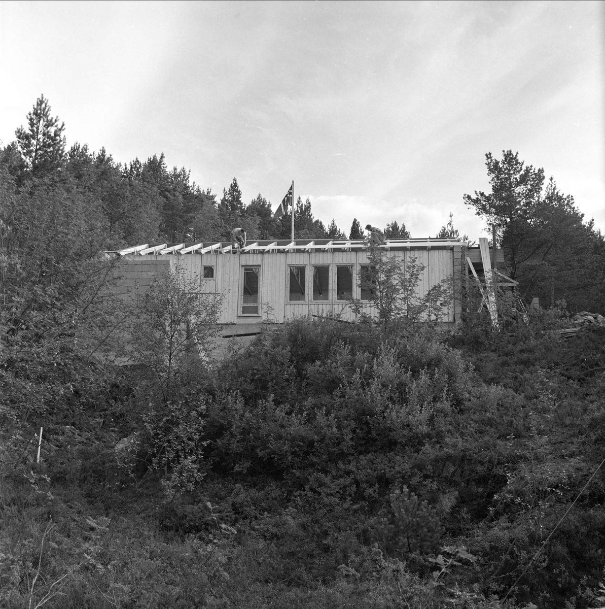 Bygging av boliger i nærheten av Bergen, august 1958 