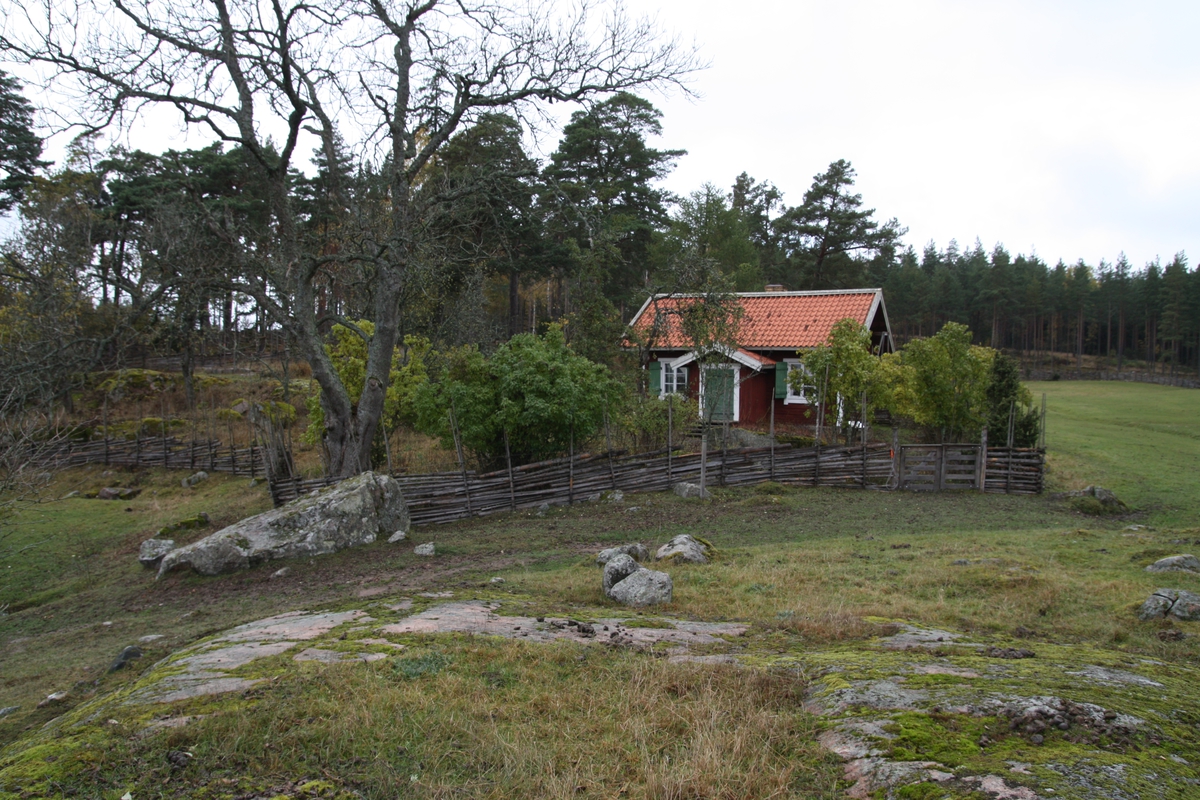 Ryttartorpet på Linnés Hammarby, Danmarks socken, Uppland 2012