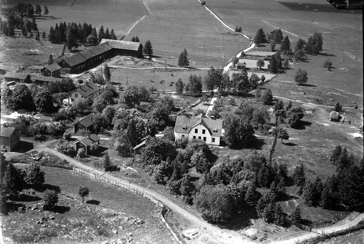 Flygfoto över Norr Hovberga, Tärna socken, Uppland 1936