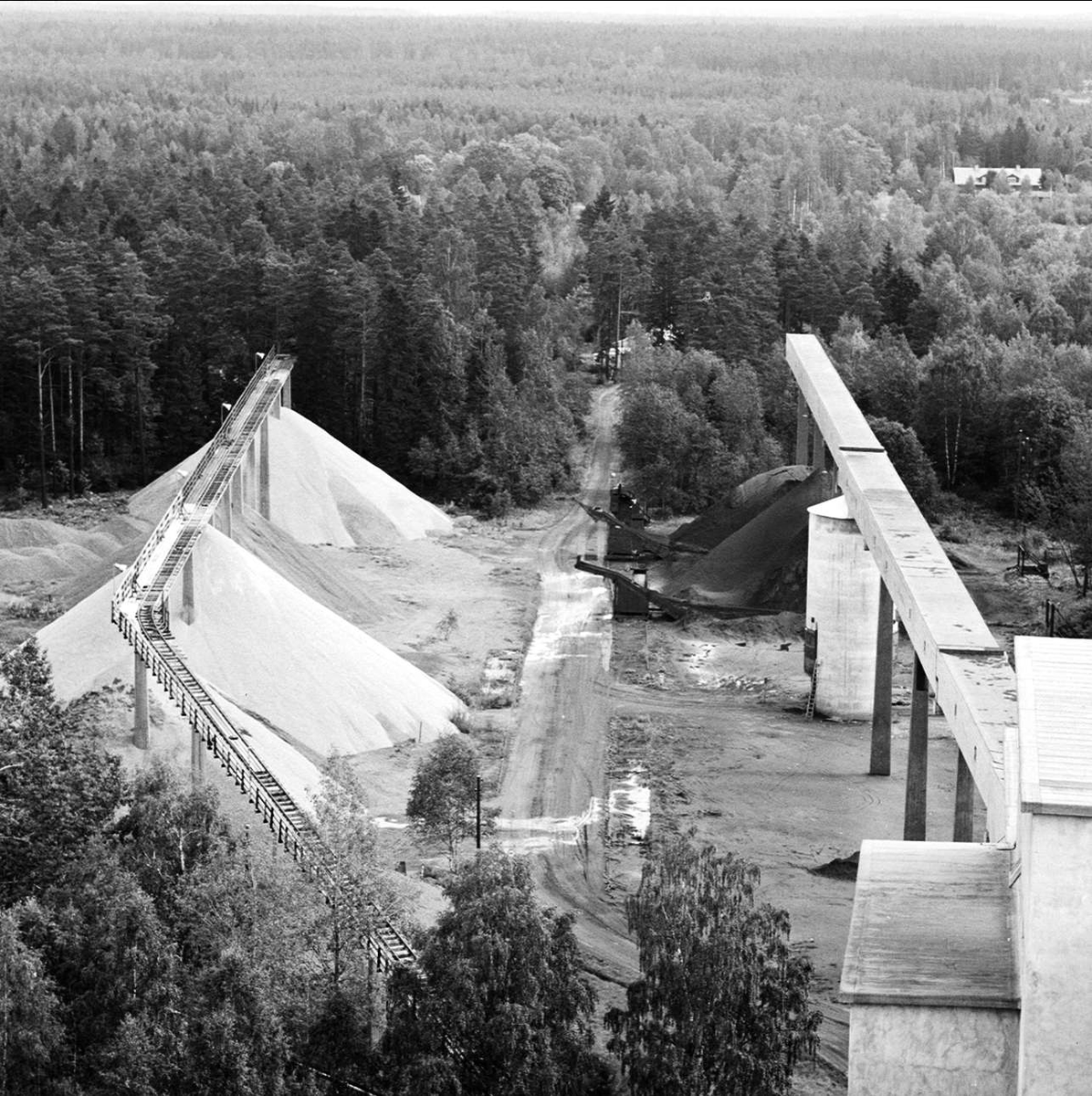 Ramhälls gruvor, Ramhäll, Alunda socken, Uppland