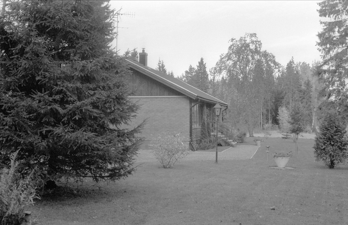 Bostadshus, Oxsätra 5:2, Bälinge socken, Uppland 1983