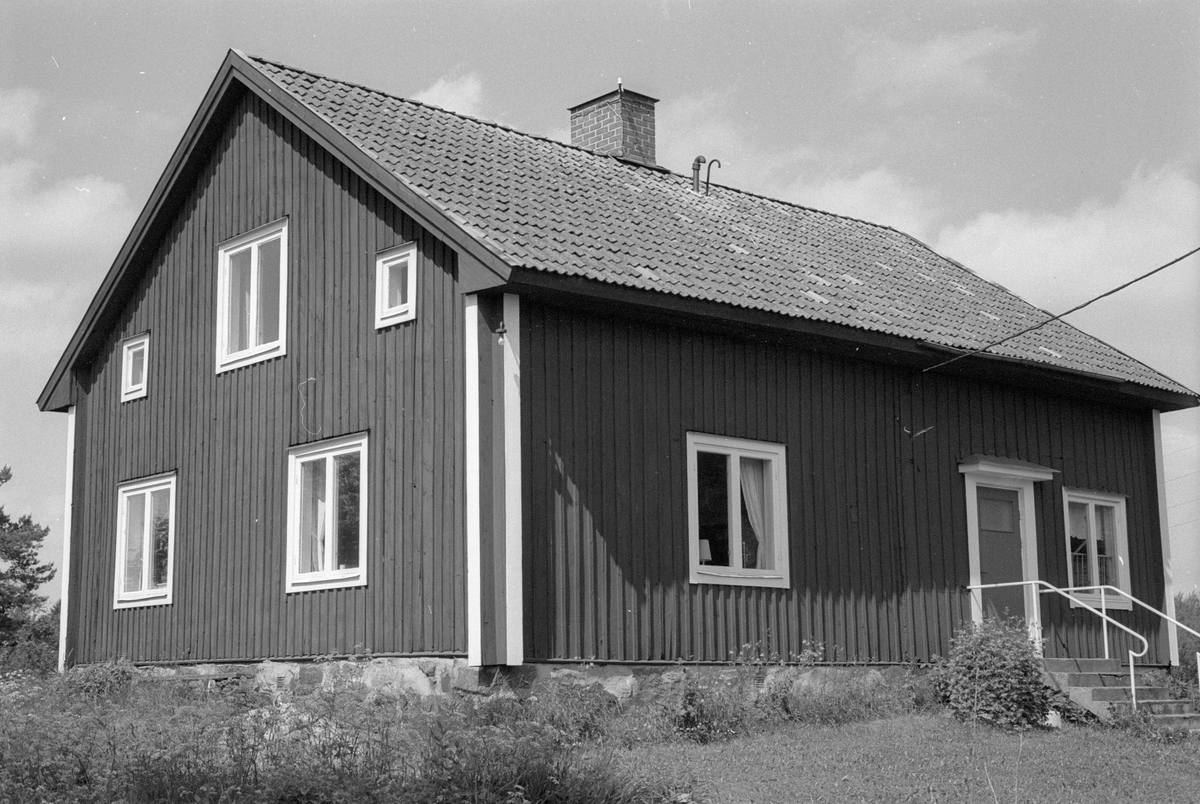 Bostadshus, Norränge, Burvik, Knutby socken, Uppland 1987