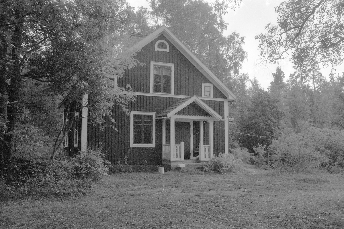 Bostadshus, Marielund, Funbo socken, Uppland 1982