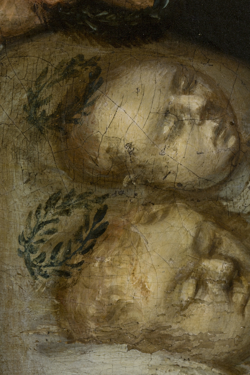 Todelt motiv. Familiportrett i nedre felt. Oppstandelsen i øvre felt.