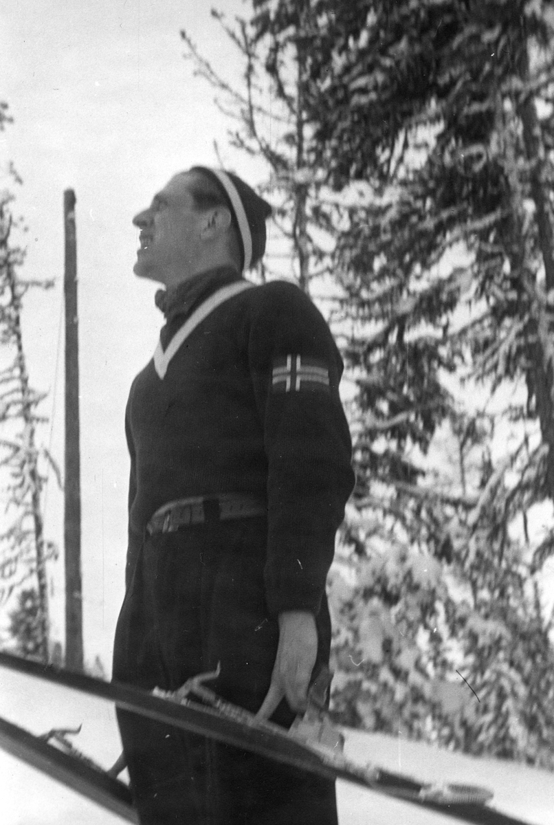 Petter Hugsted at the arena in the Winter Olympics in St. Moritz 1948.