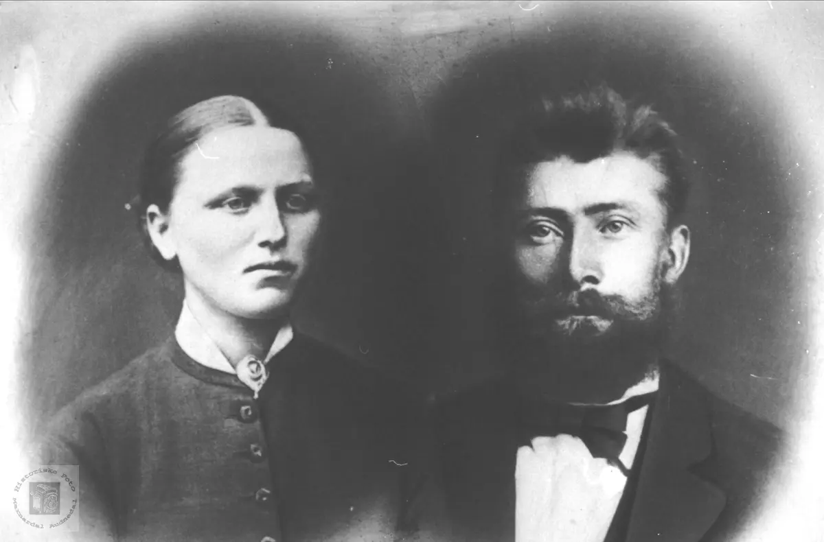 Ekteparet Anna og Torkel Heddeland, Øyslebø.