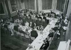 Måltid etter stabelavløpning av tankeren M/S Landvard, B/N 5