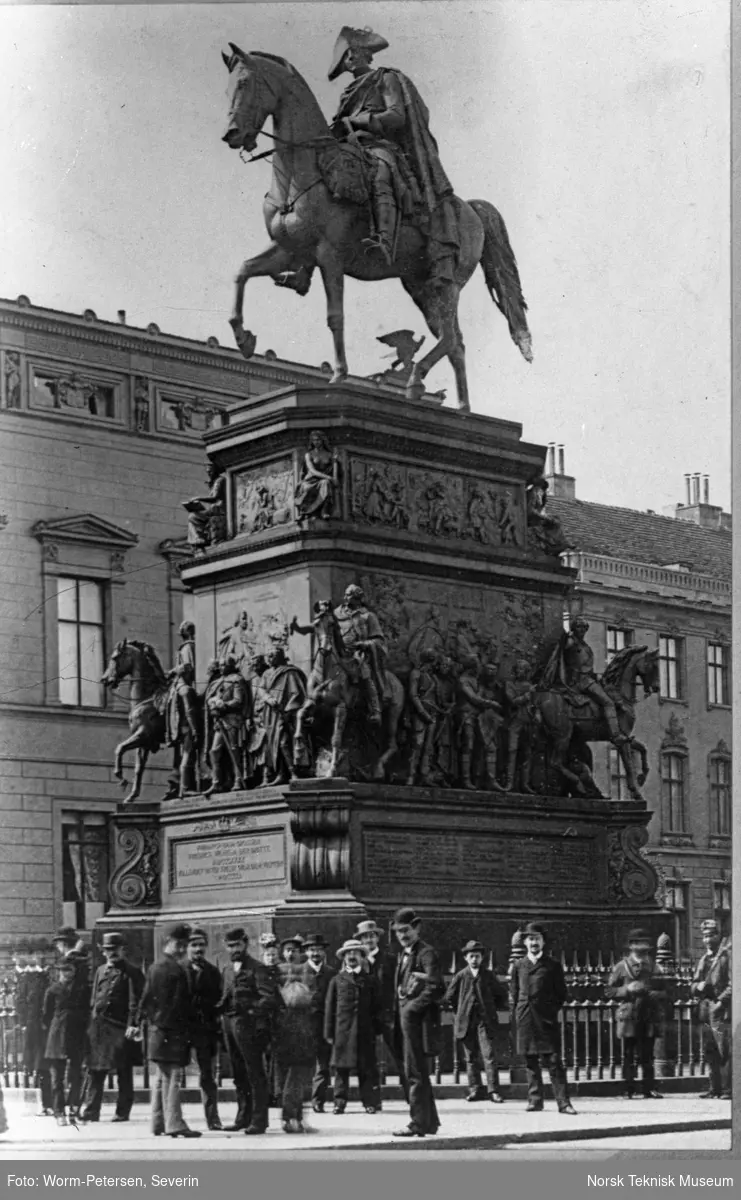 Berlin, Fredrik den Stores monument