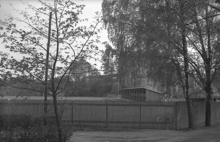 Enligt fotografens noteringar: "1938. 28 a. Idrottsplan Tången".