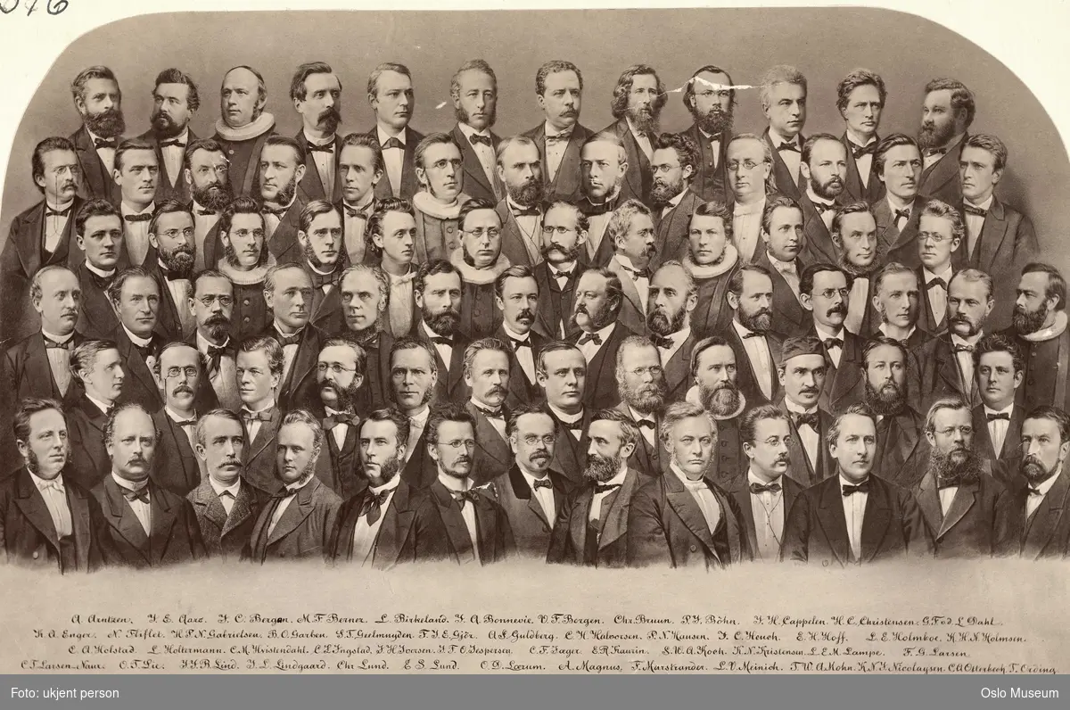 montasje, menn, studentene fra 1856 ved 25 årsjubileet i 1881