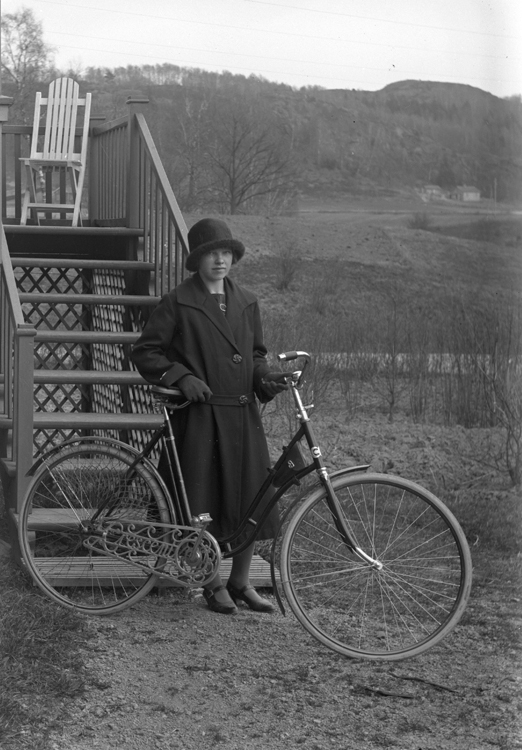 Enl fotografen: Lignell, Lerryr den 28 april 1925. Liggarens nr: 121-25