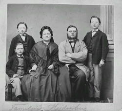 Familjen Hejdenberg, fru Blombergson, Pastor Brandell, Mamse