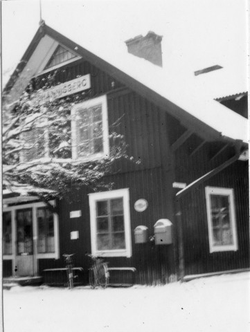 Till herr postdirektören Gustaf Adolf Sundman från Nedre Norra
kretsen av Sveriges poststationsföreståndareförening, 1947-12-05.