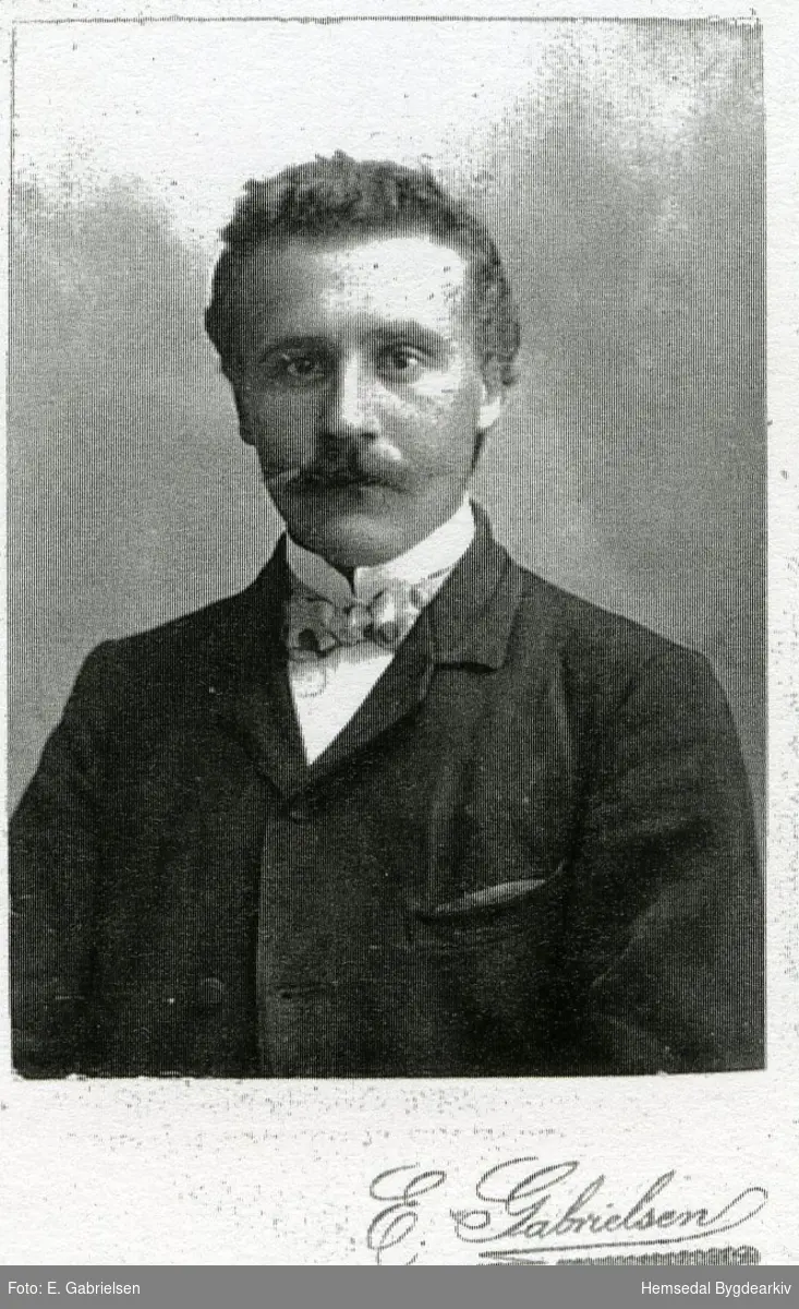Svein O. Løvehaug (1881- 1916 el.1917)