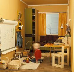 Barnerom innredet for ett lite barn. Nye Bonytt 1975-3. Ikke