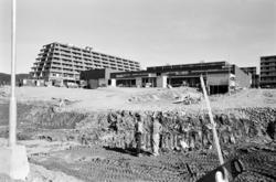 Selvaag bygg A/S. Stovner senter. 5/9-1975