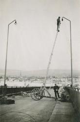 Vingnesbrua på Lillehammer under oppbygging i perioden 1930-