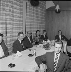 Fra utdelingen av fagarbeiderdiplomer fra Bedriftskolen. Her