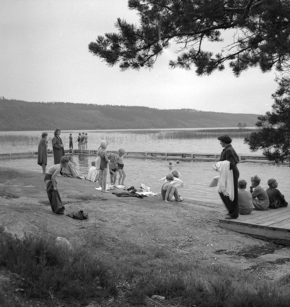 Kvarsätter, Hallsberg. 8 juli 1955. - Örebro läns museum / DigitaltMuseum